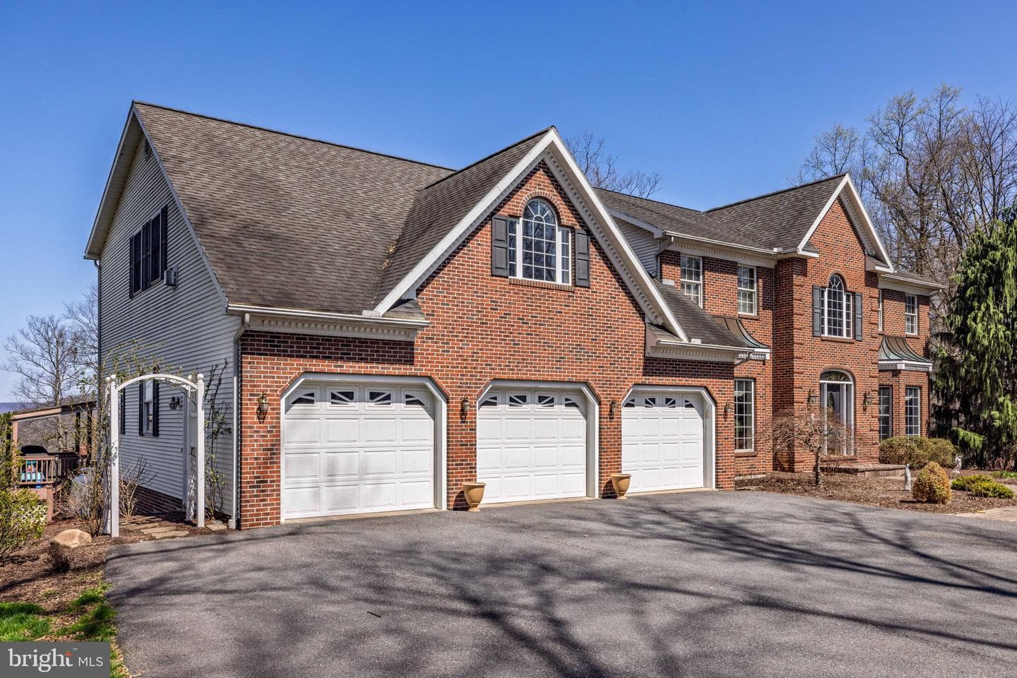 1299 Edison Heights Road photo 3