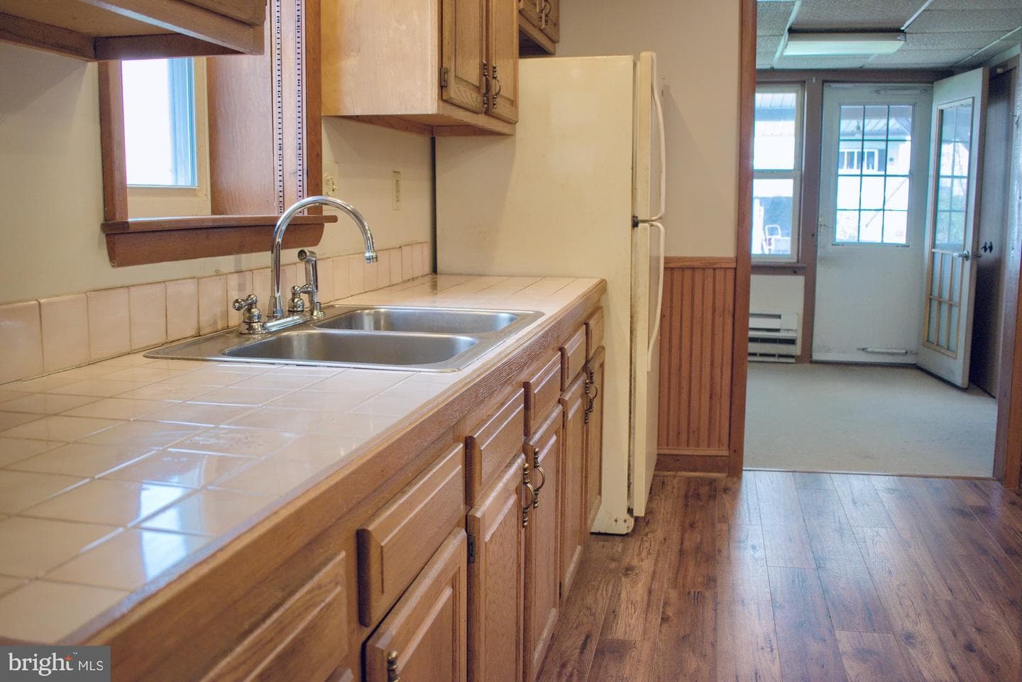 143 S Maple Street photo 5