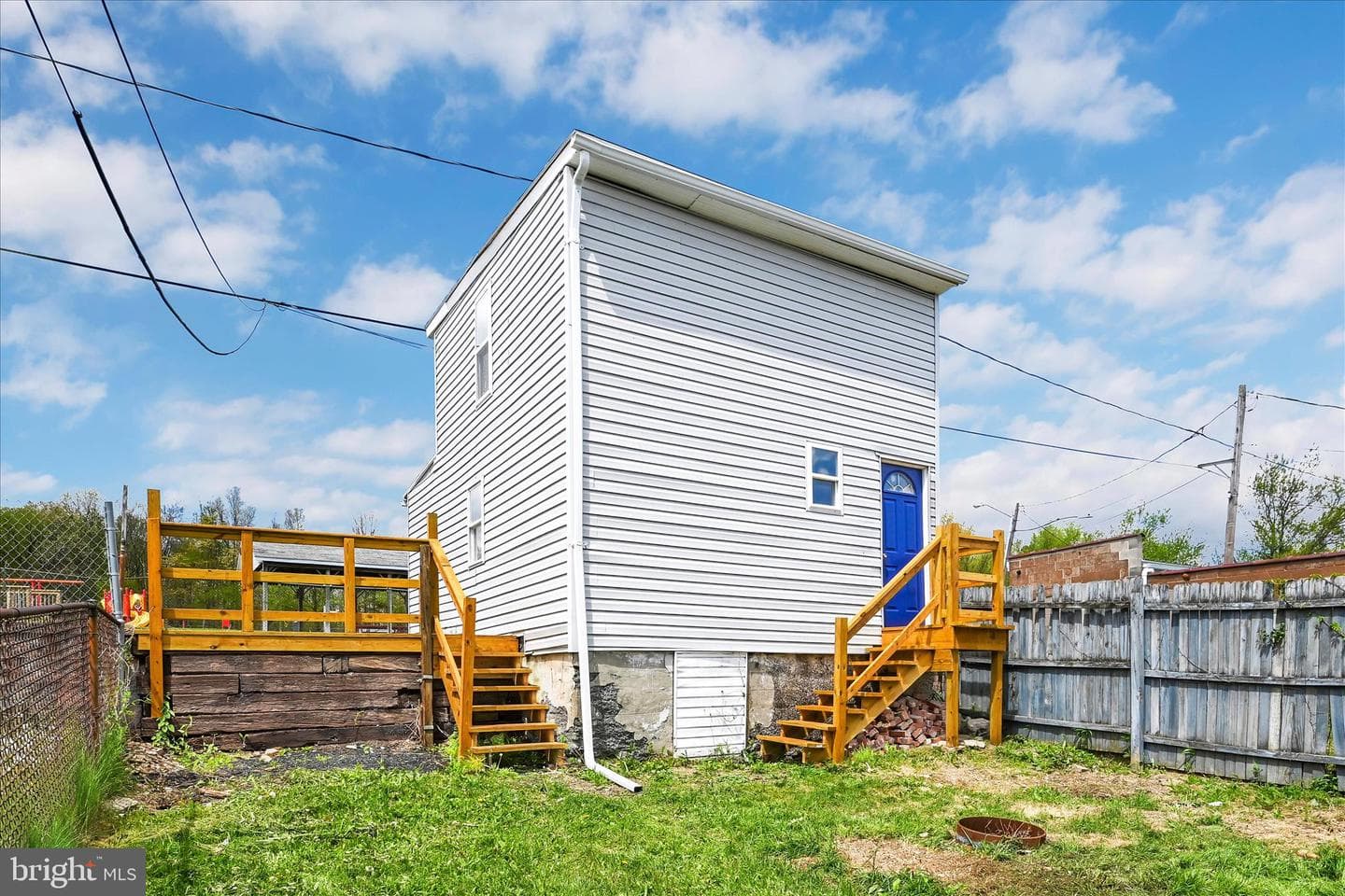 109 W North St photo 28