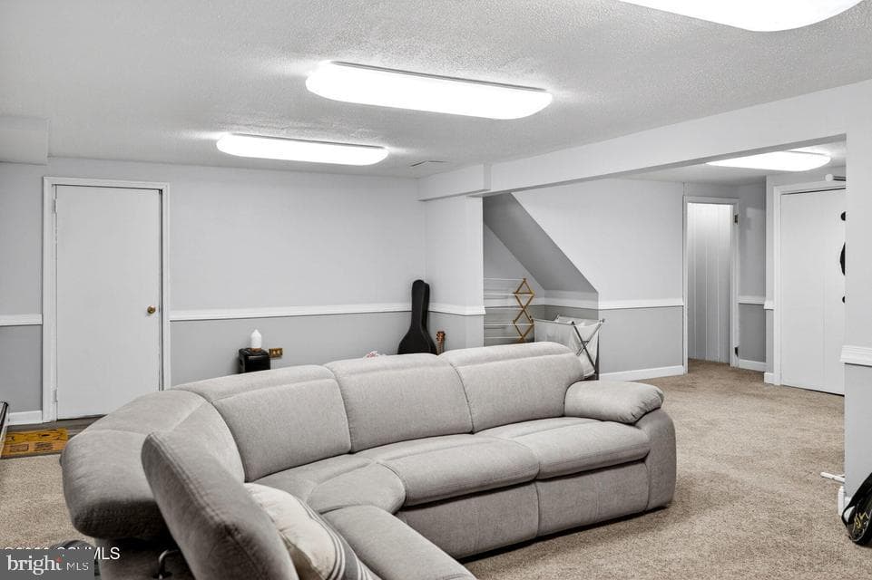 51 Harmon Lane photo 15