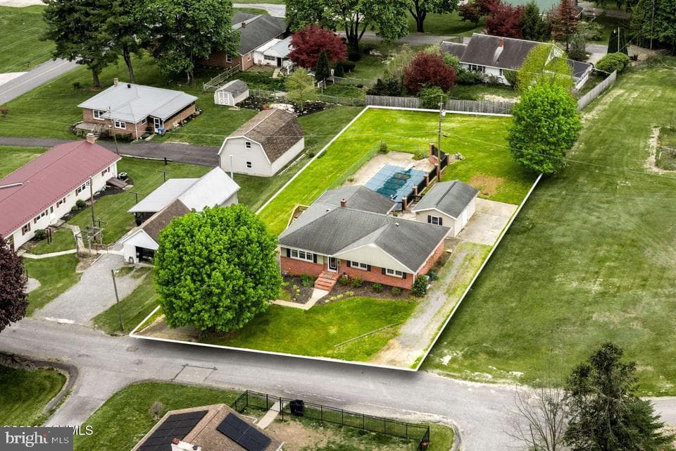 51 Harmon Lane photo 22