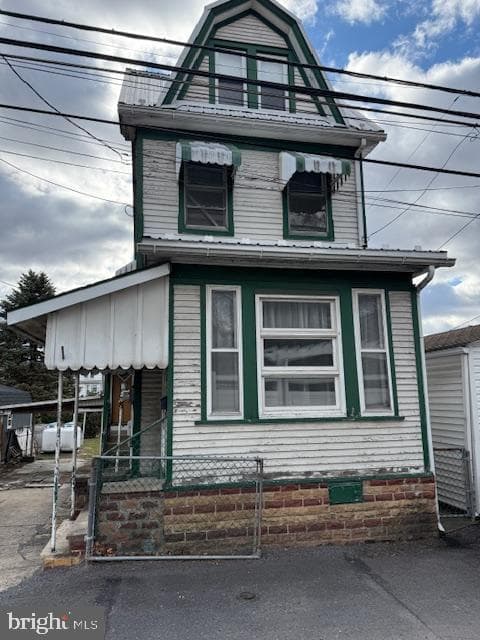 1115 Oak Street, Kulpmont
