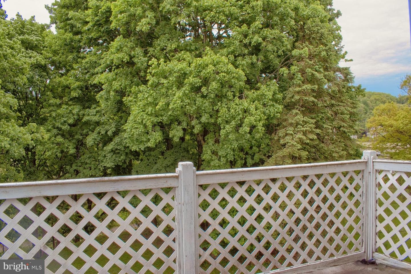409 West Avenue photo 21