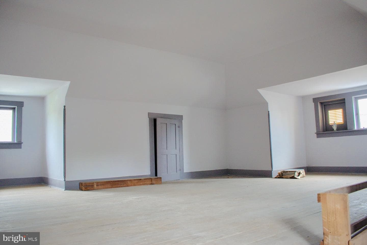 409 West Avenue photo 24