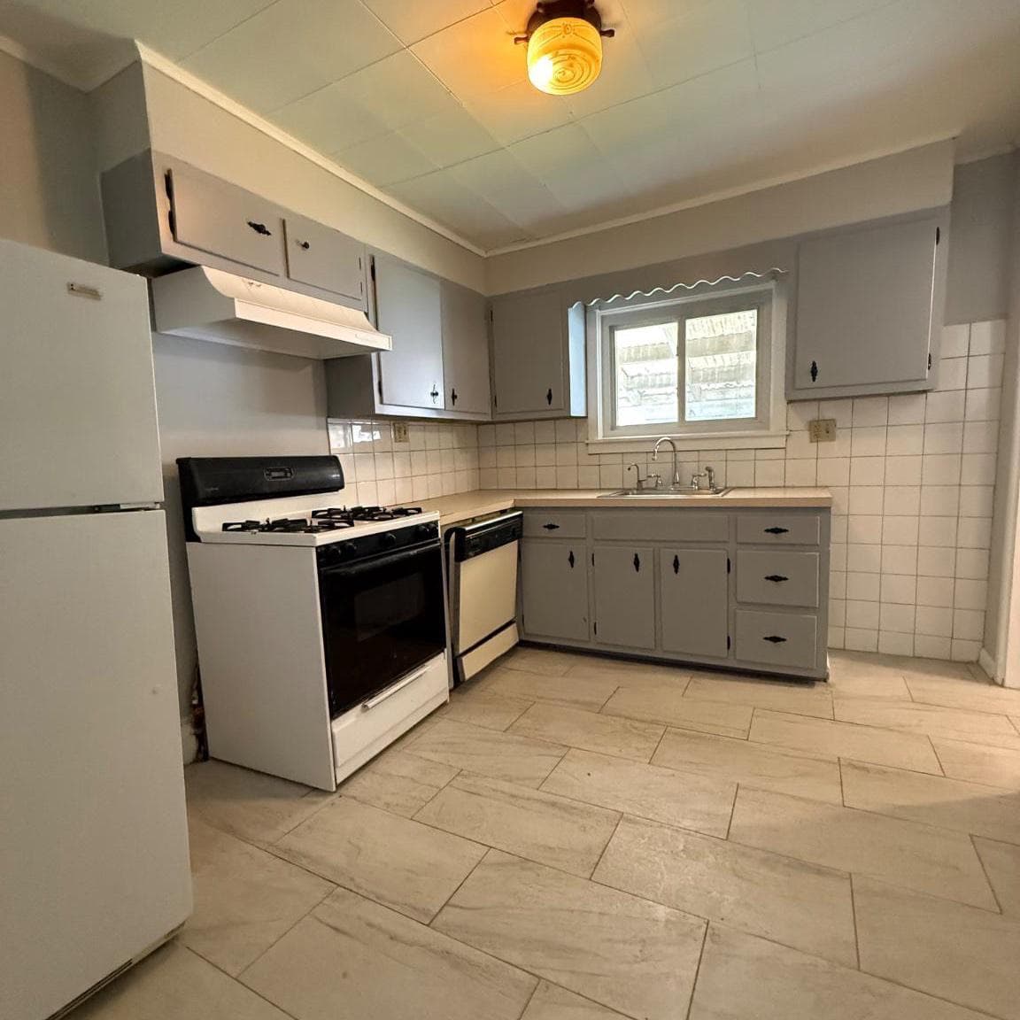 213 S Franklin Street photo 6