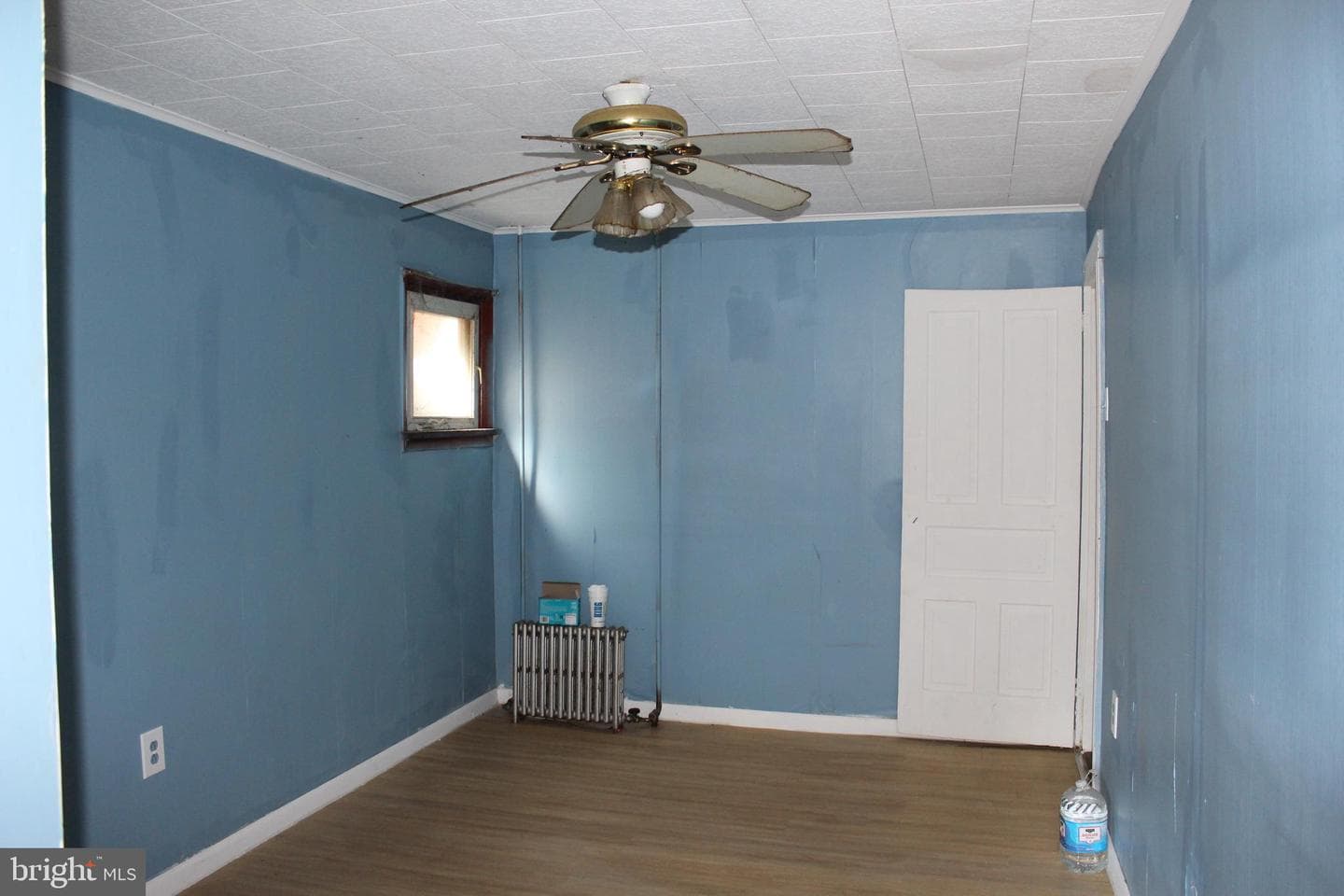148 N Locust Street photo 15
