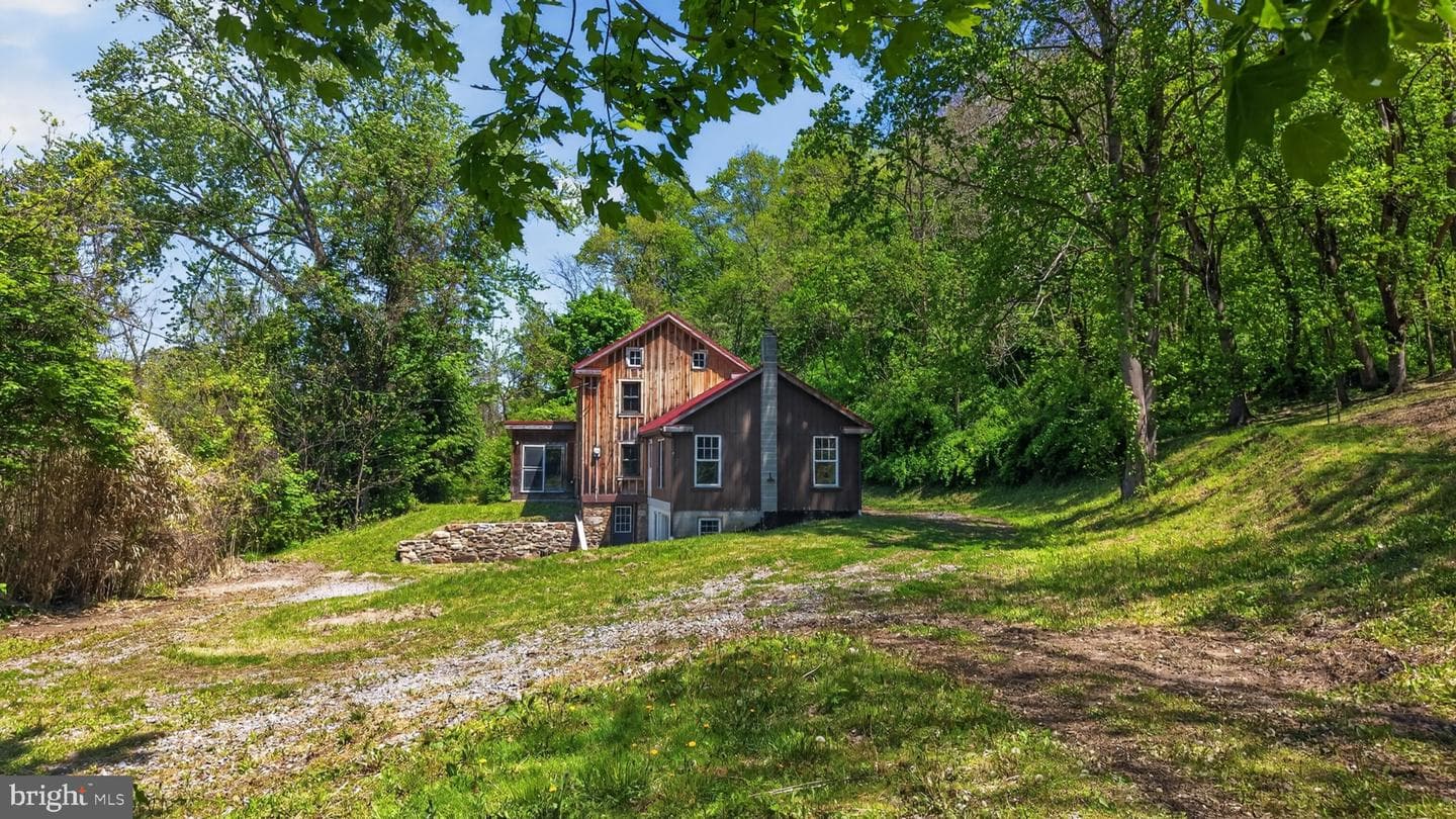 2210 State Route 147 photo 10