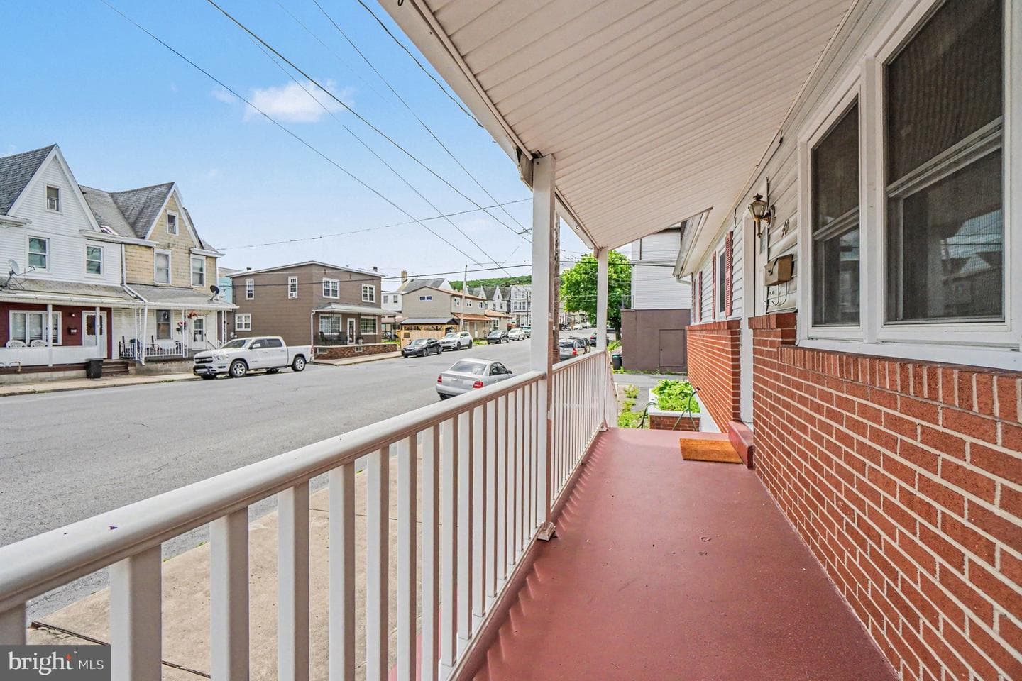 32 N Poplar Street photo 3