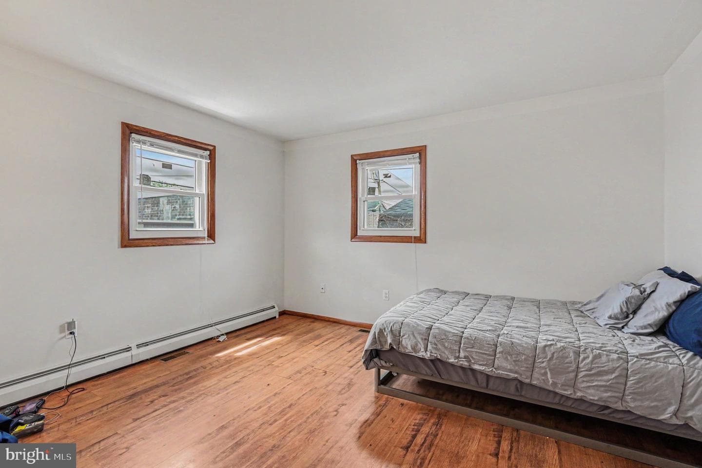 32 N Poplar Street photo 8