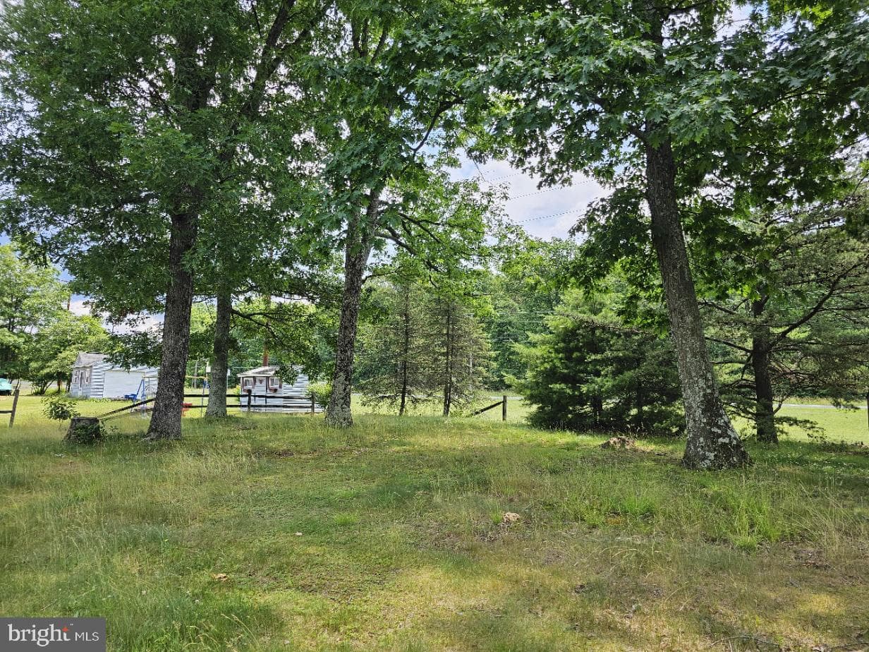 184 Greco Lane photo 21