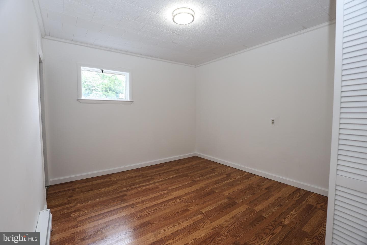 204 3rd Street photo 14