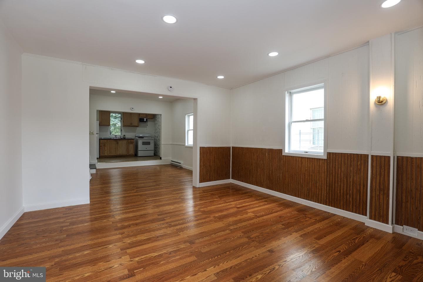 204 3rd Street photo 4