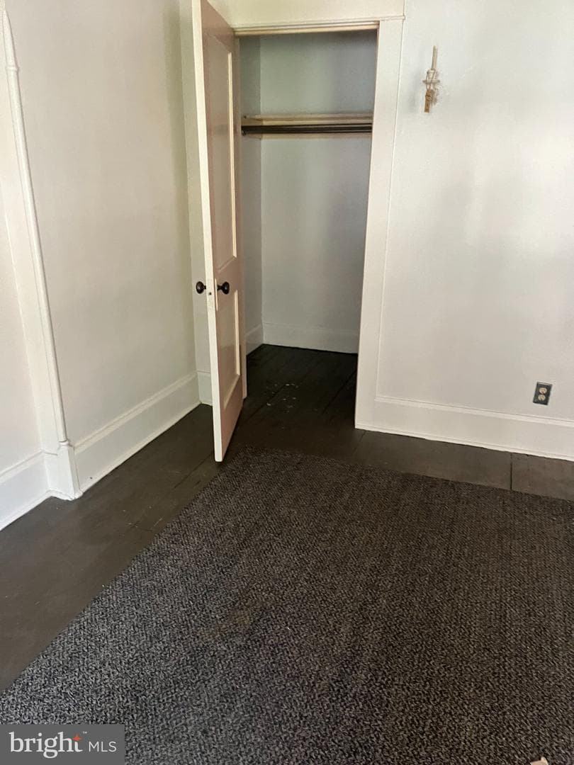 38 E Sunbury Street photo 26