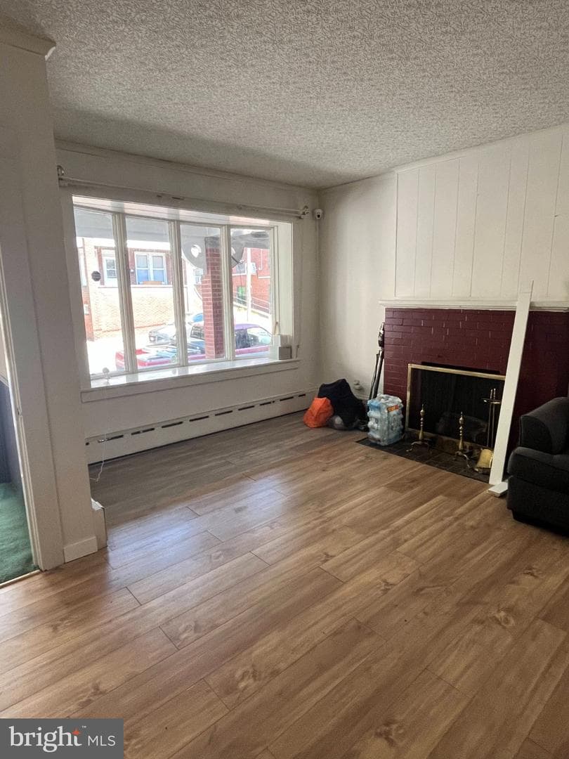 38 E Sunbury Street photo 3