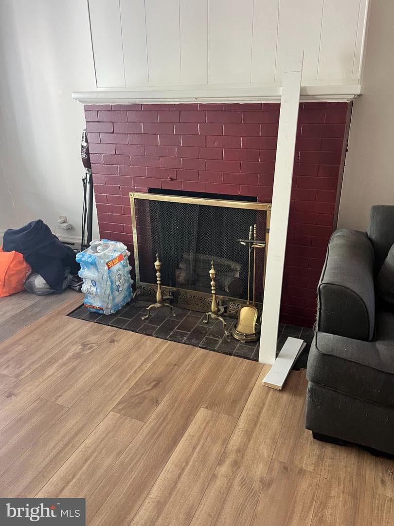 38 E Sunbury Street photo 4