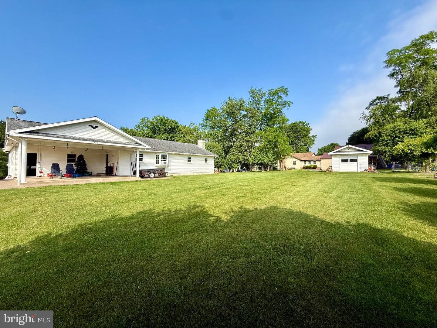 420 Lincoln Street photo 29