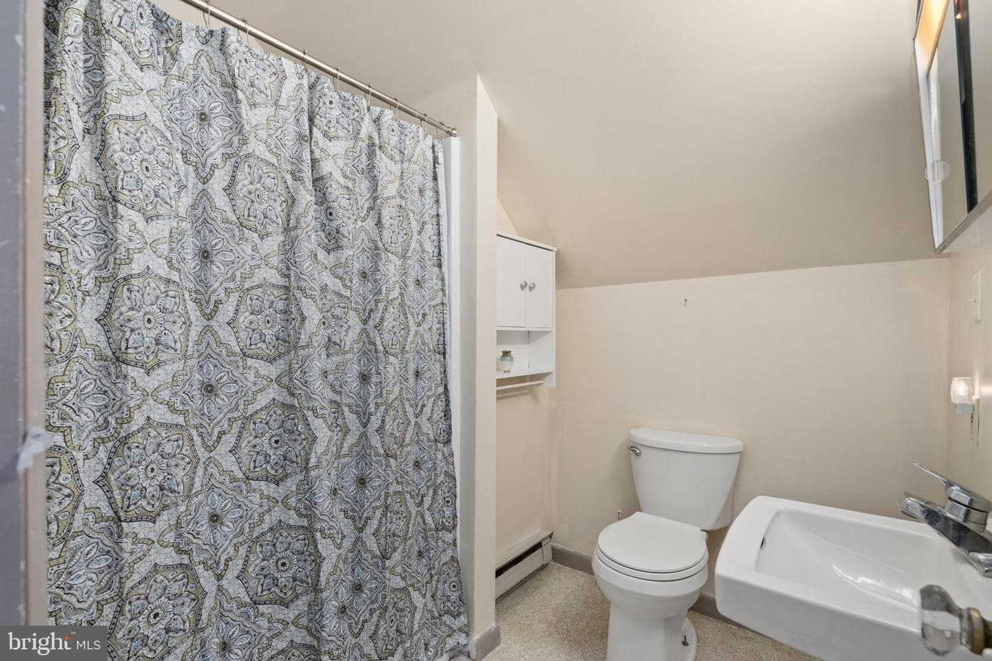 455 King Street photo 39