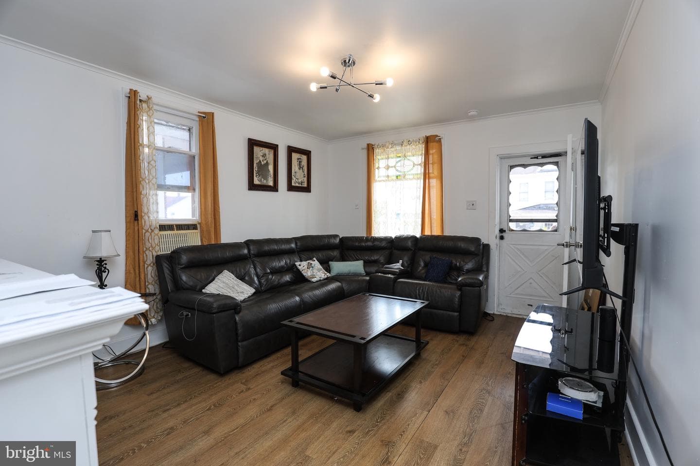 744 Chestnut Street photo 5