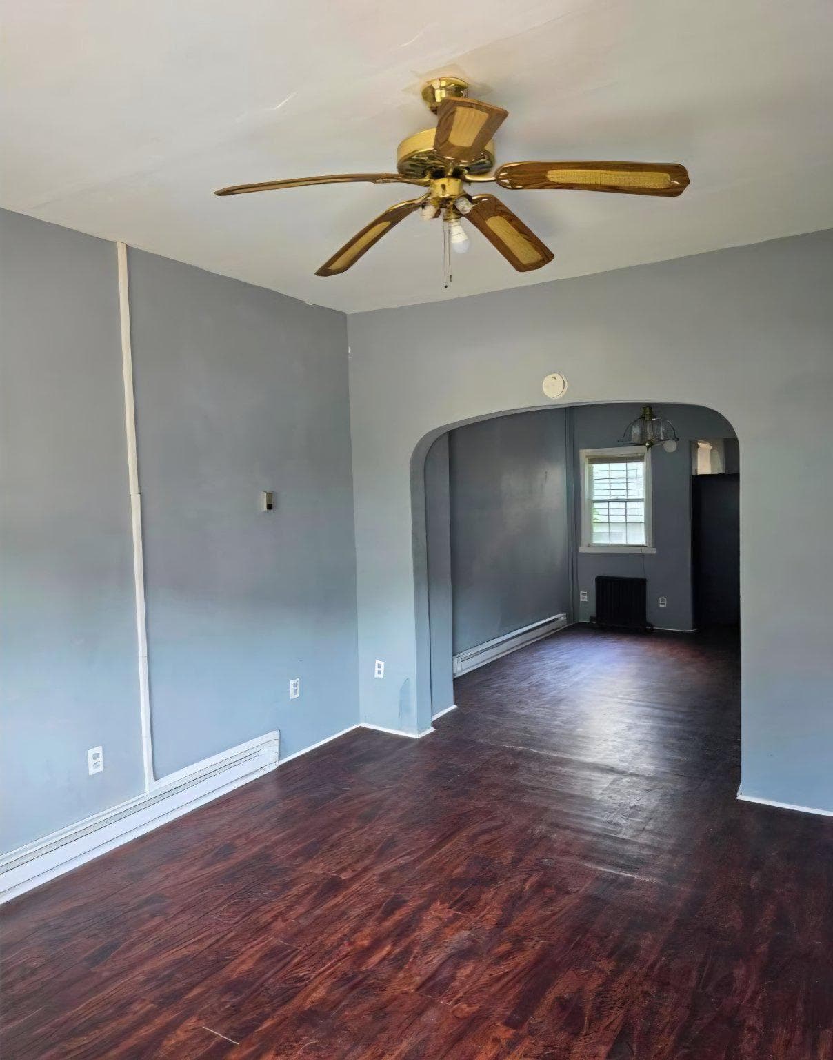 935 W Mulberry Street, Coal Twp