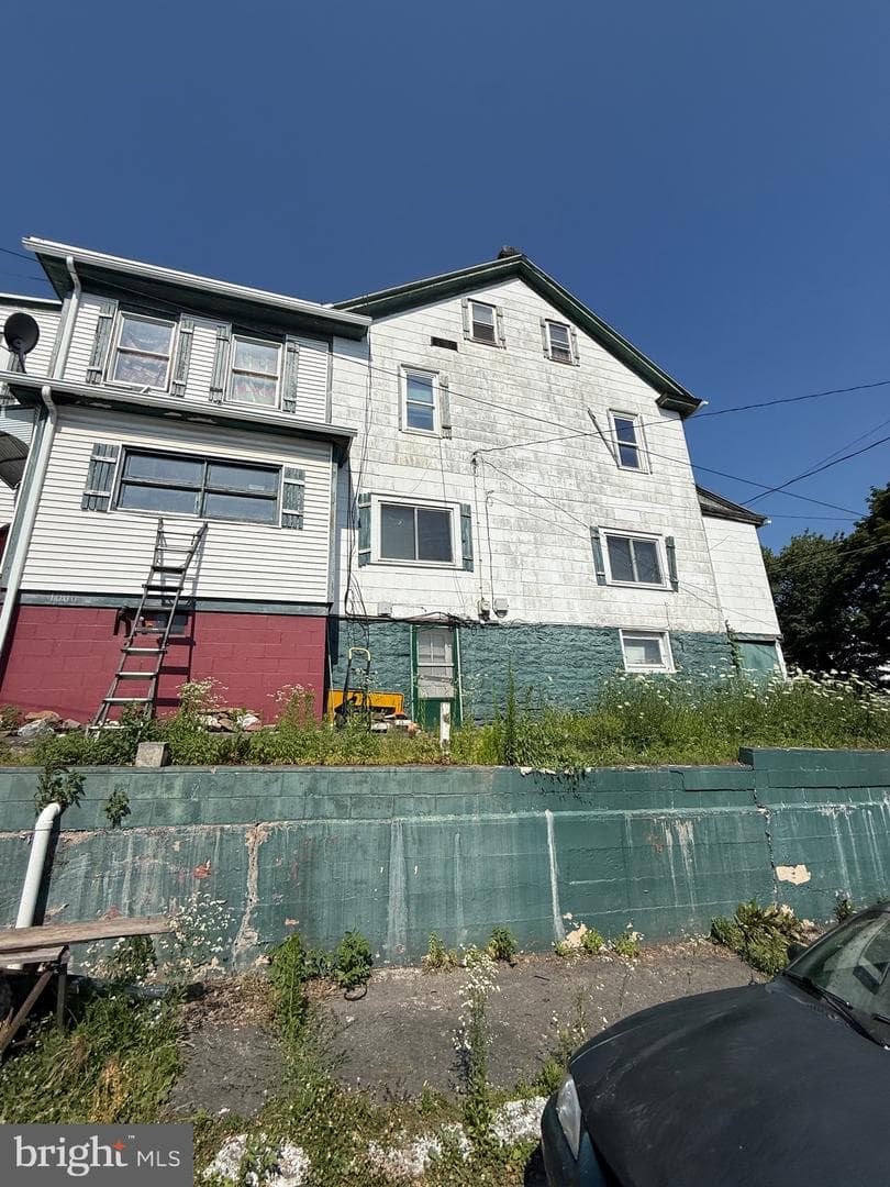 1000 W Mulberry Street photo 5