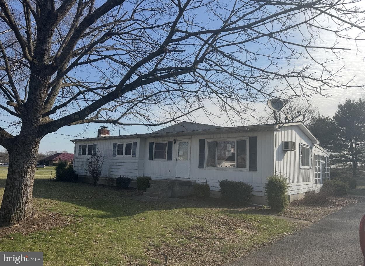 2032 Housels Run Road, Milton