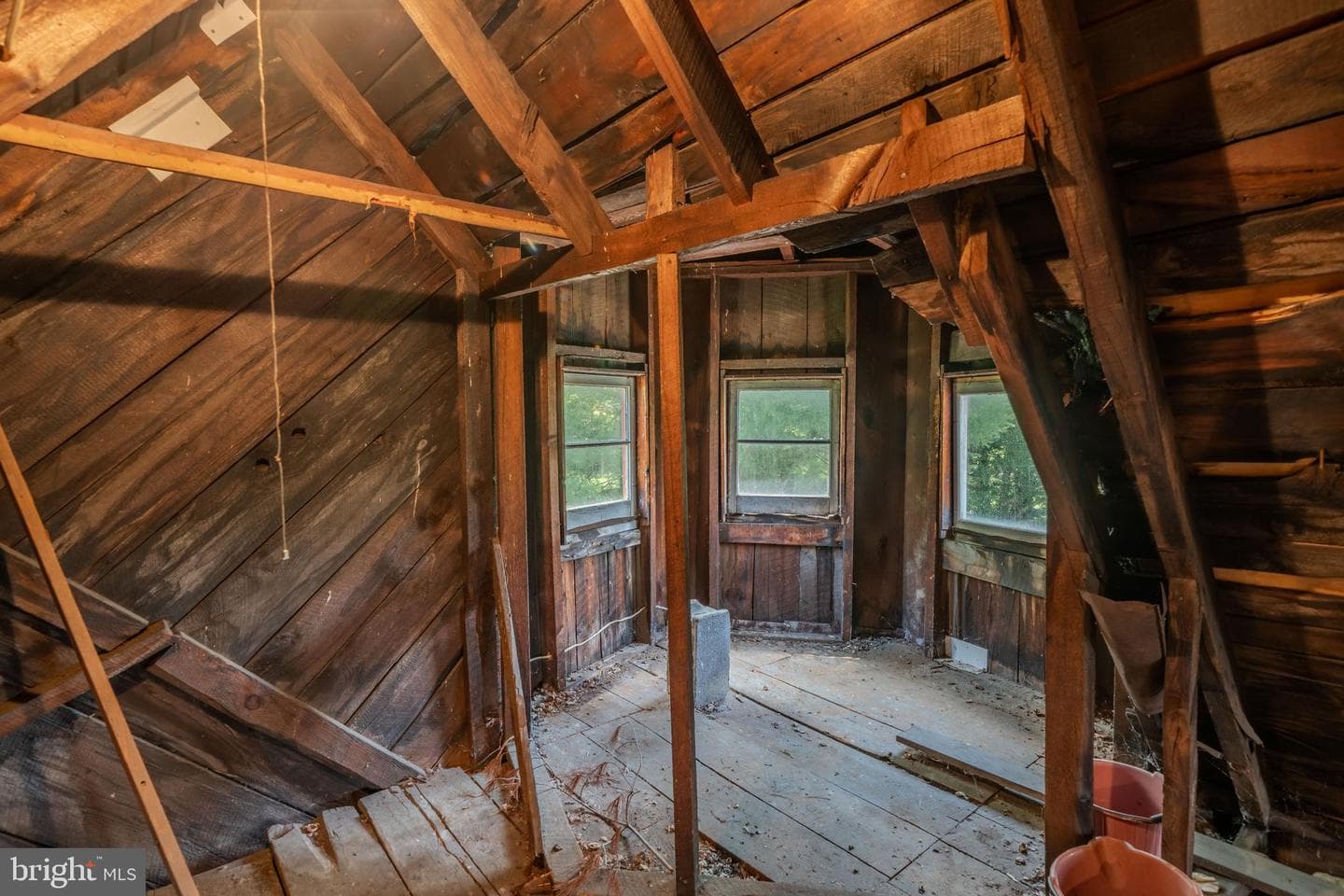 205 Sunbury Street photo 27
