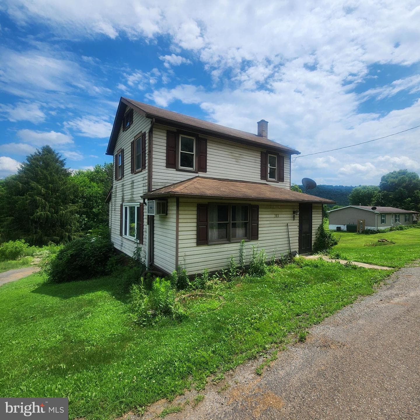 303 Swamp Poodle Lane, Herndon