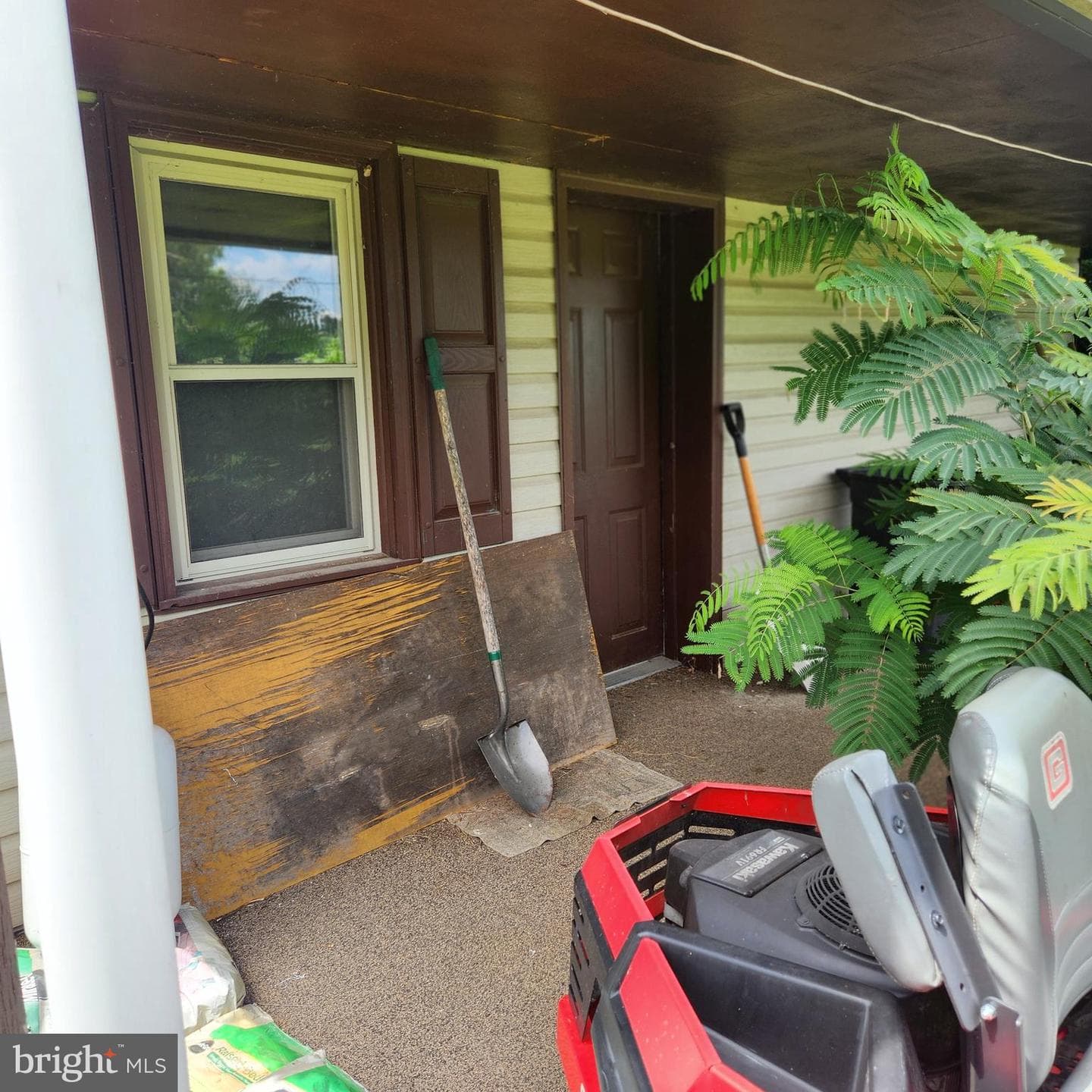 303 Swamp Poodle Lane photo 3