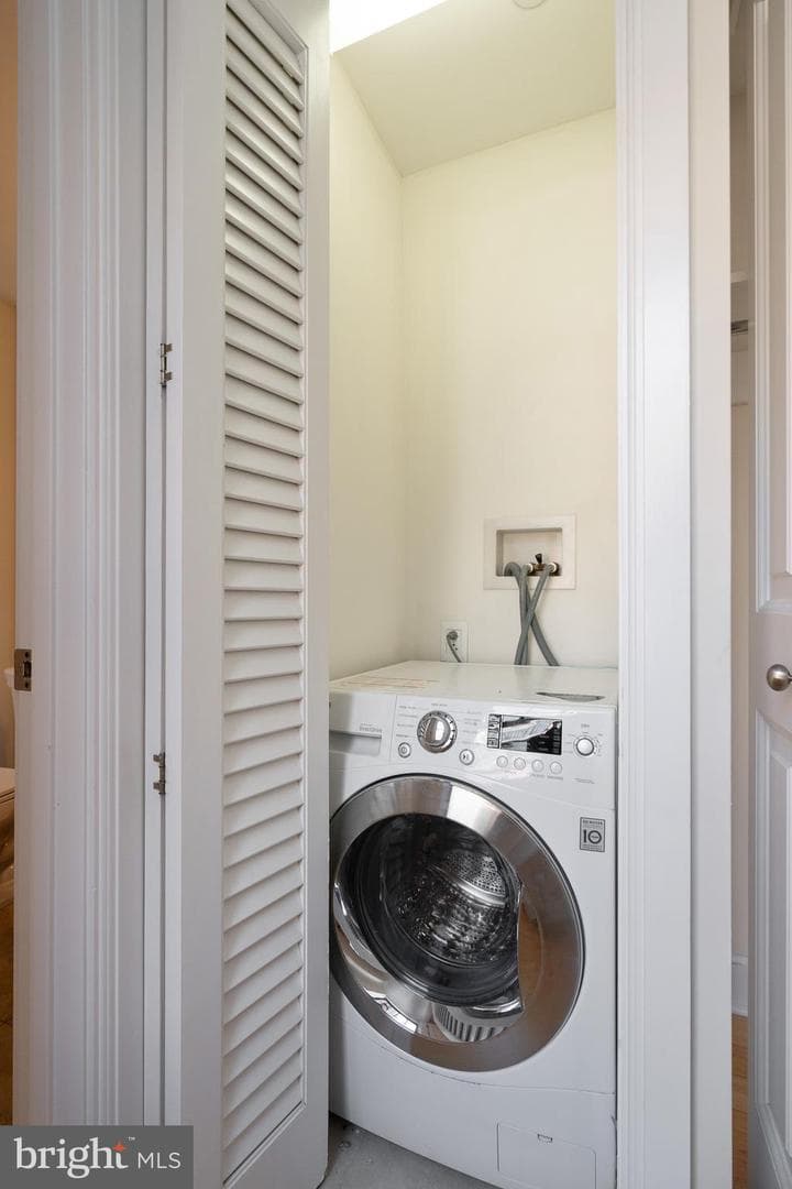 1701 Locust Street #1417 photo 18