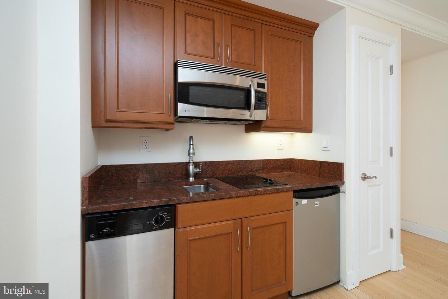 1701 Locust Street #1417 photo 4
