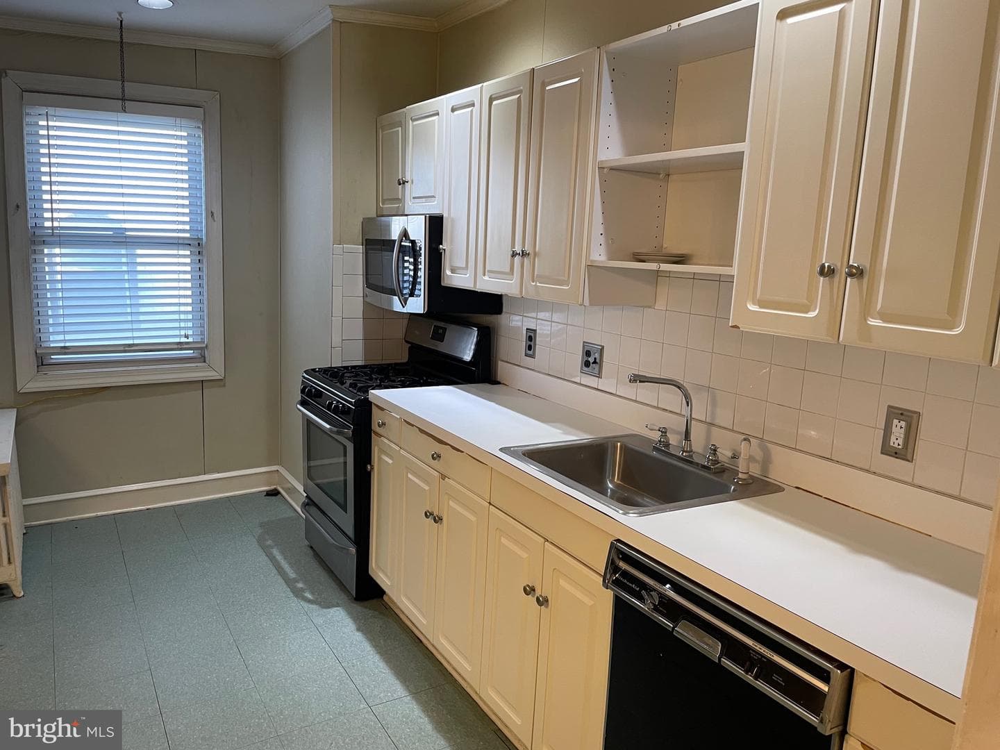 6618 Malvern photo 9