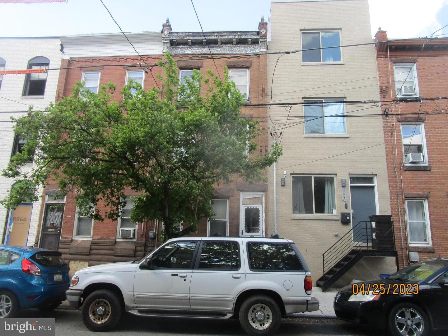 2010 E Cumberland Street photo 1