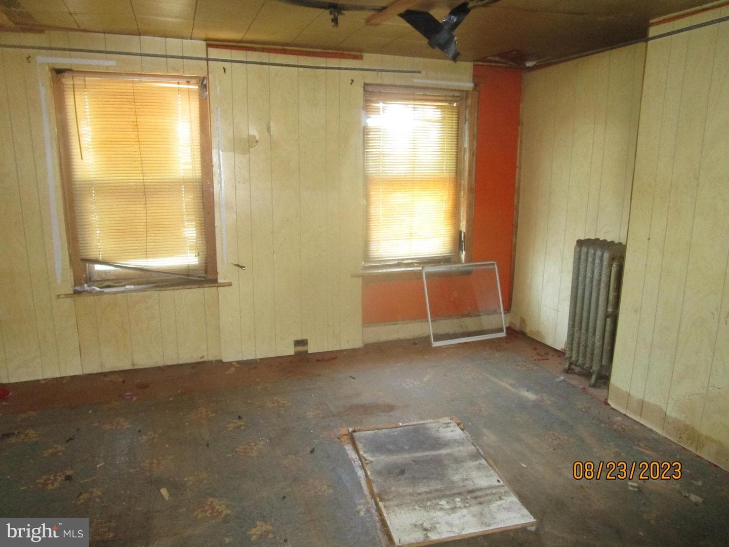 2010 E Cumberland Street photo 4