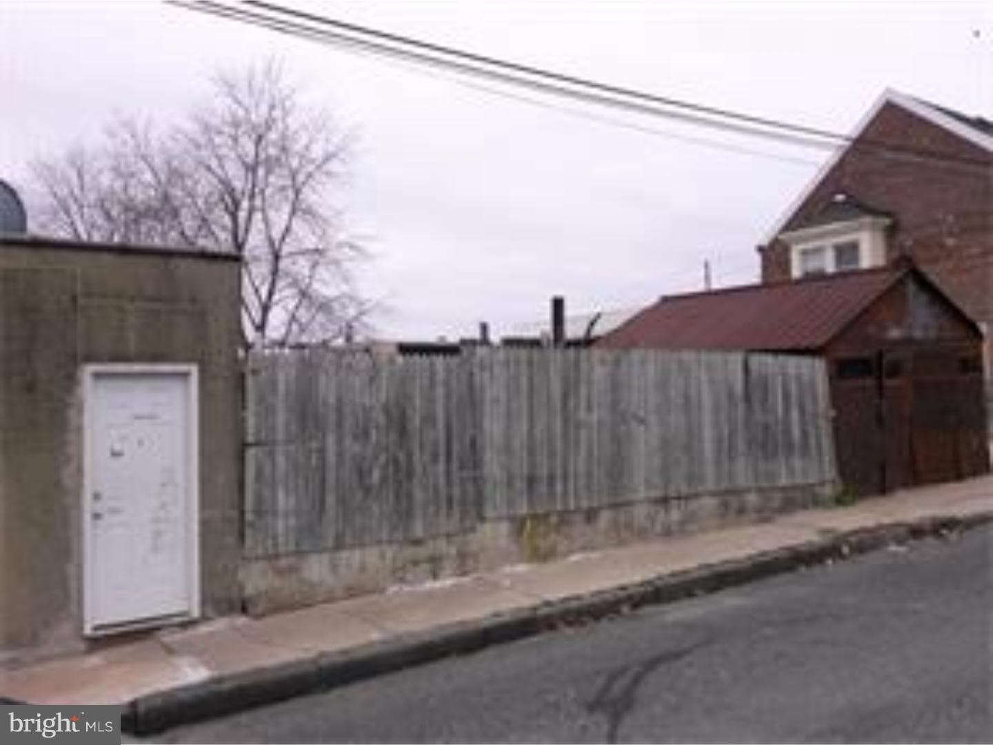 4184 Paul Street photo 4