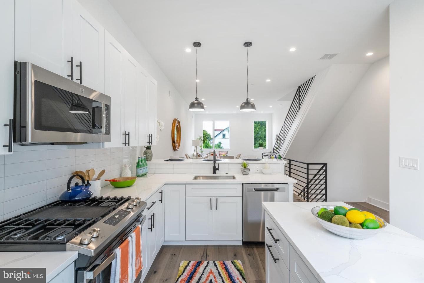 6526 Magnolia Street photo 2