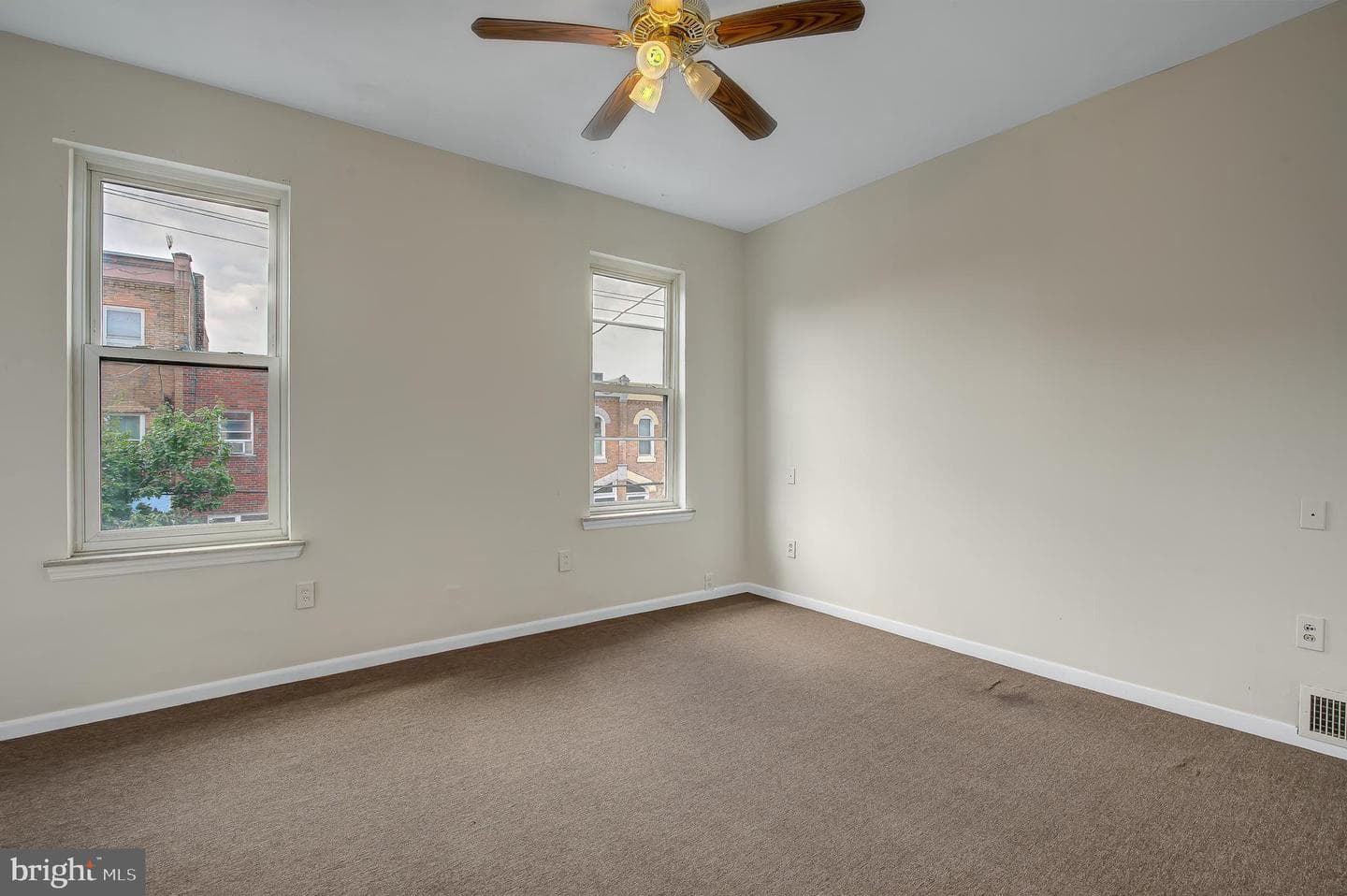 1603 W Ritner Street photo 17
