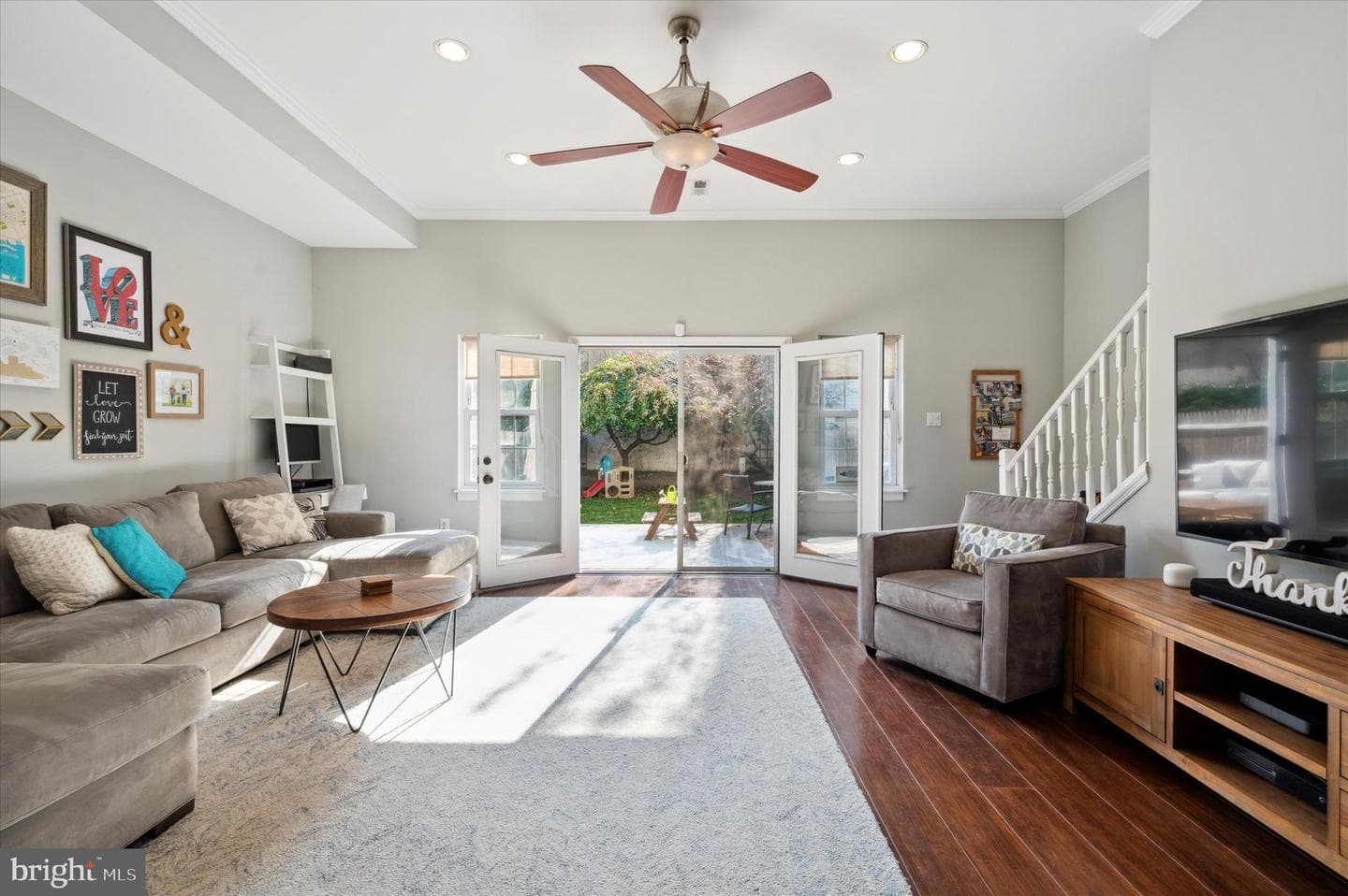 442 Moyer Street photo 14