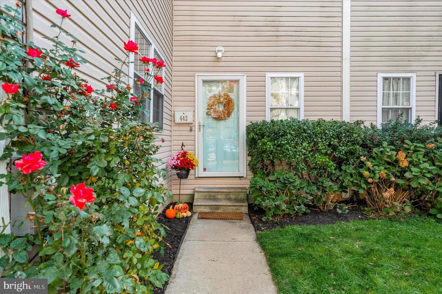 442 Moyer Street photo 4