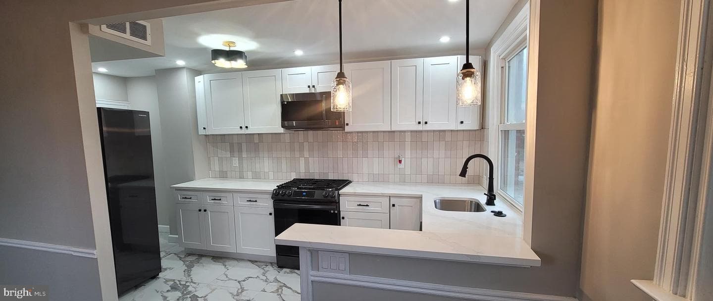 8036 Forrest Avenue photo 3