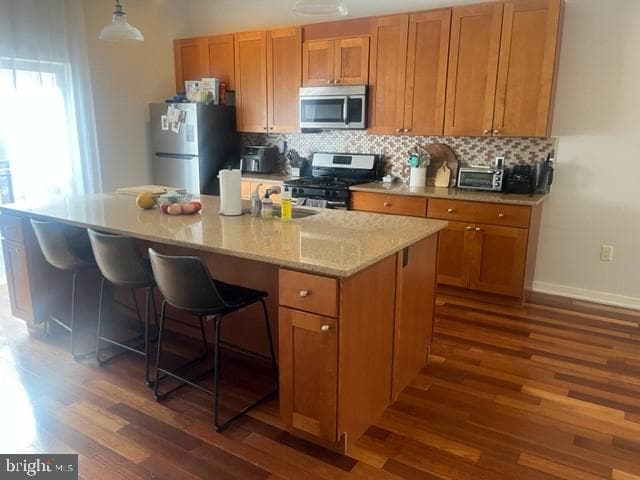 1518 Fairmount Avenue photo 3