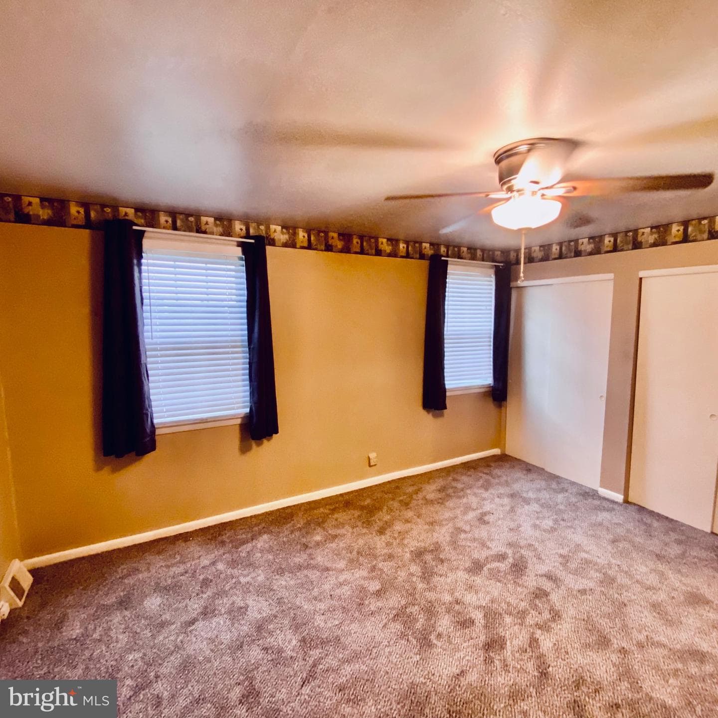 4440 Pennypack Street photo 23