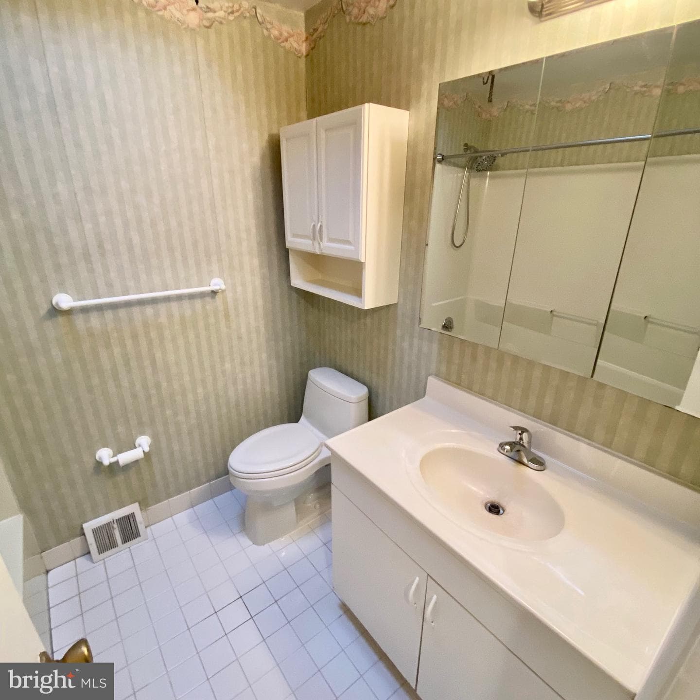 4440 Pennypack Street photo 27