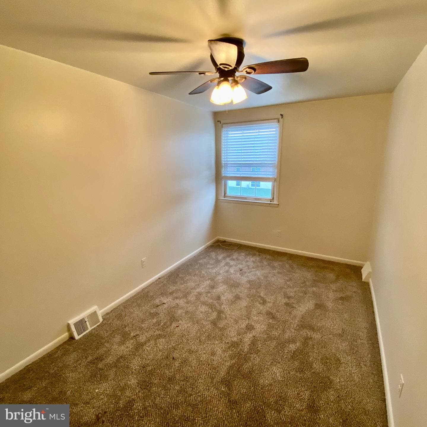 4440 Pennypack Street photo 31
