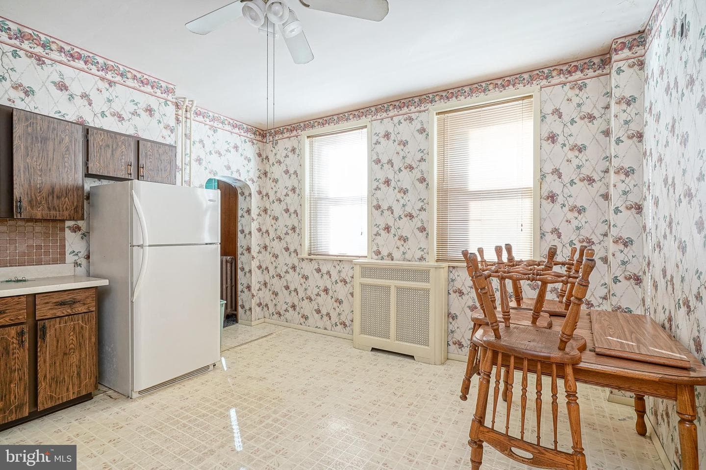 4489 E Thompson Street photo 13