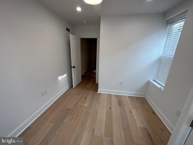 1336 N Hollywood Street photo 31