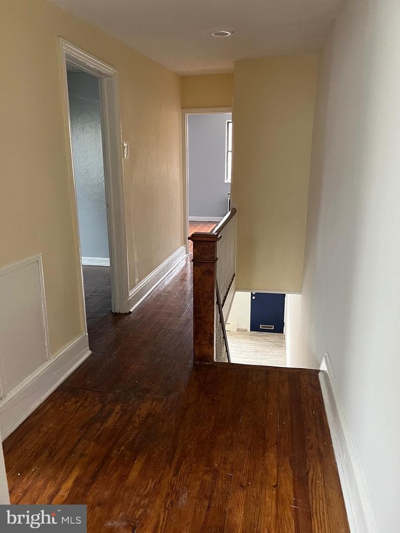 1114 Watkins Street photo 9