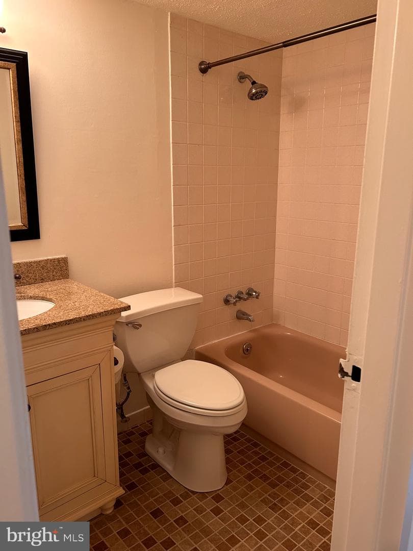 4000 Gypsy Lane #729g2 photo 10