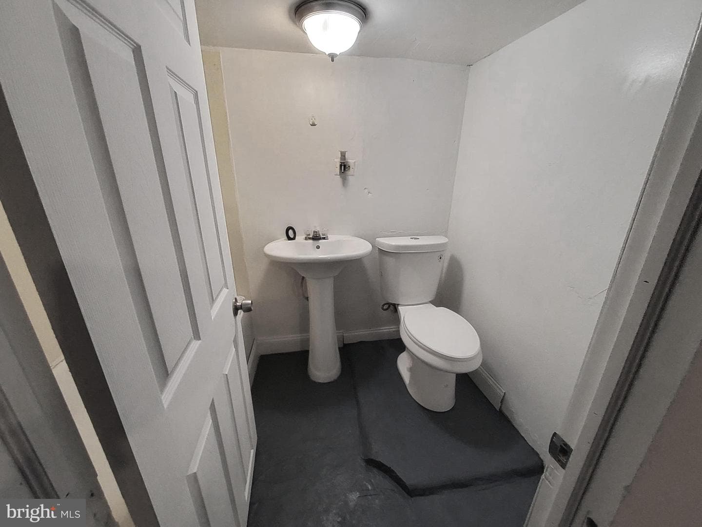 159 W Lippincott Street photo 31