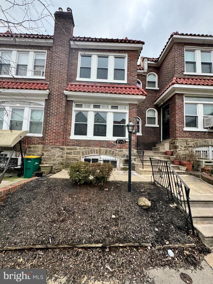 1990 Penfield Street photo 14