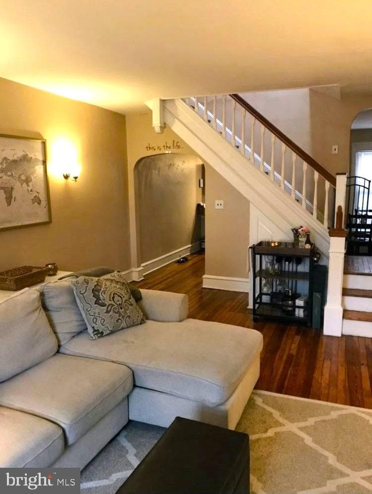 5534 Ridge Avenue photo 8